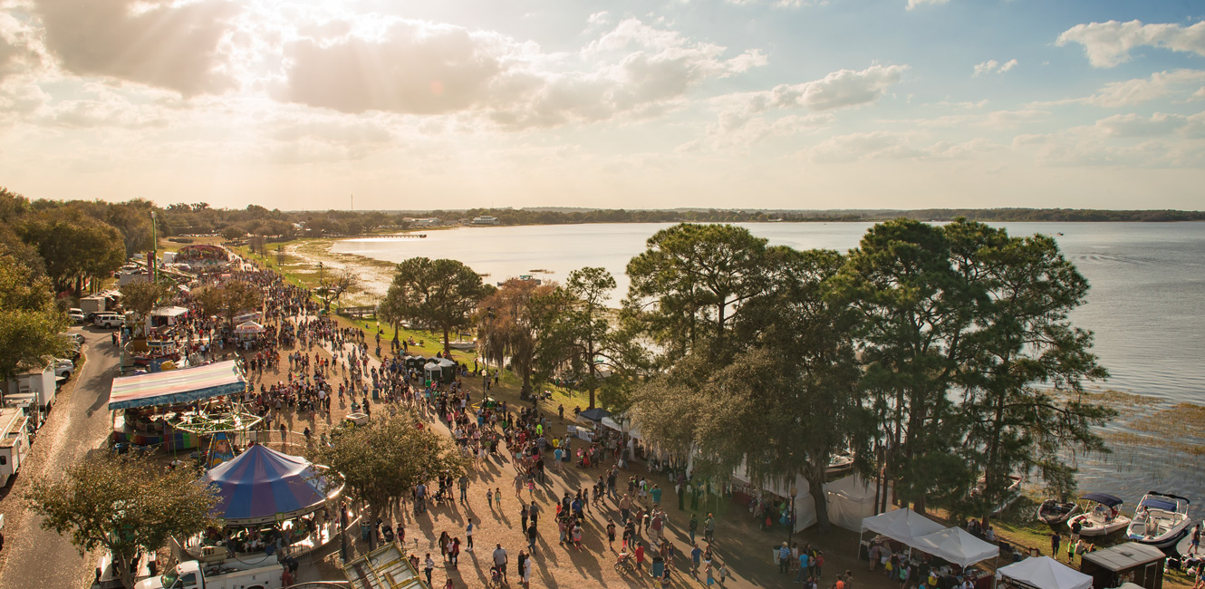 Aerial view of pig on the pond event in Clermont
